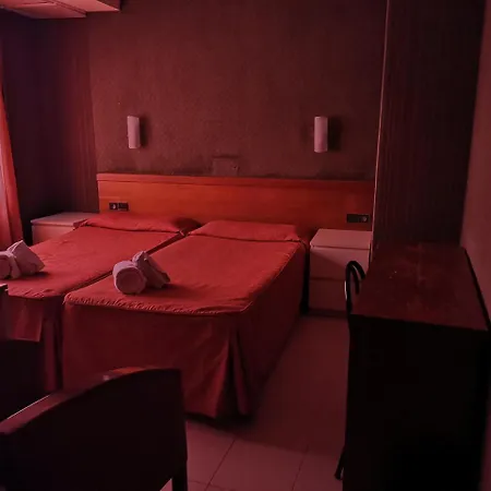 Szálloda Residencial Continental 2*